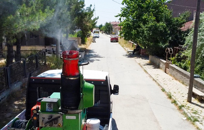 TEPEBAŞI'NDA İLAÇLAMA ÇALIŞMALARI ARALIKSIZ SÜRÜYOR
